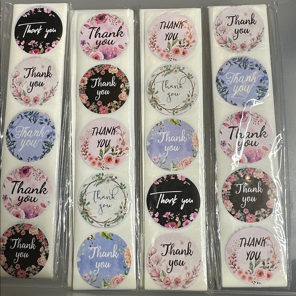 600 count 1 inch Thank You Sticker Set - Picture 2 of 5